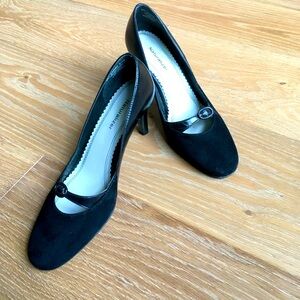 Naturalizer Leather Heels